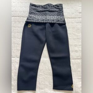 Zaggora Thermo Leggings Celu-Lite Tech Fold Over Geometric Accents At Waist Med